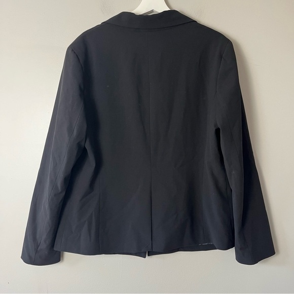 New York and Company Stretch One Button Black Blazer Women's 18 - Picture 2 of 7